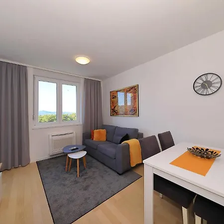 Apartamento Kostela