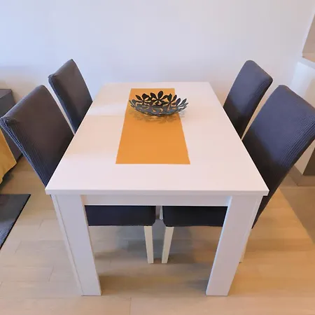 דירה Kostela זאדאר